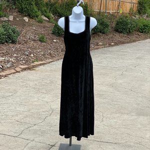 Free Wear black gothic black velvet maxi dress